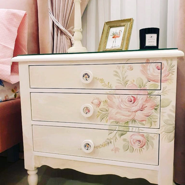 M.R. residence - Girls Room